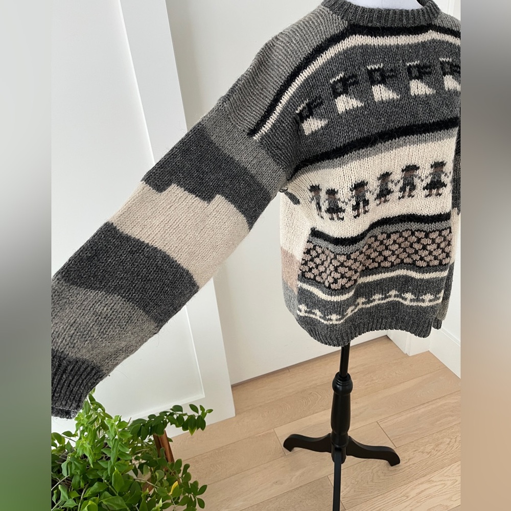 HAND MADE Pullover Crew Neck Sweater Balloon Sleeve Traditional Pattern Fuzzy - Picture 8 of 15